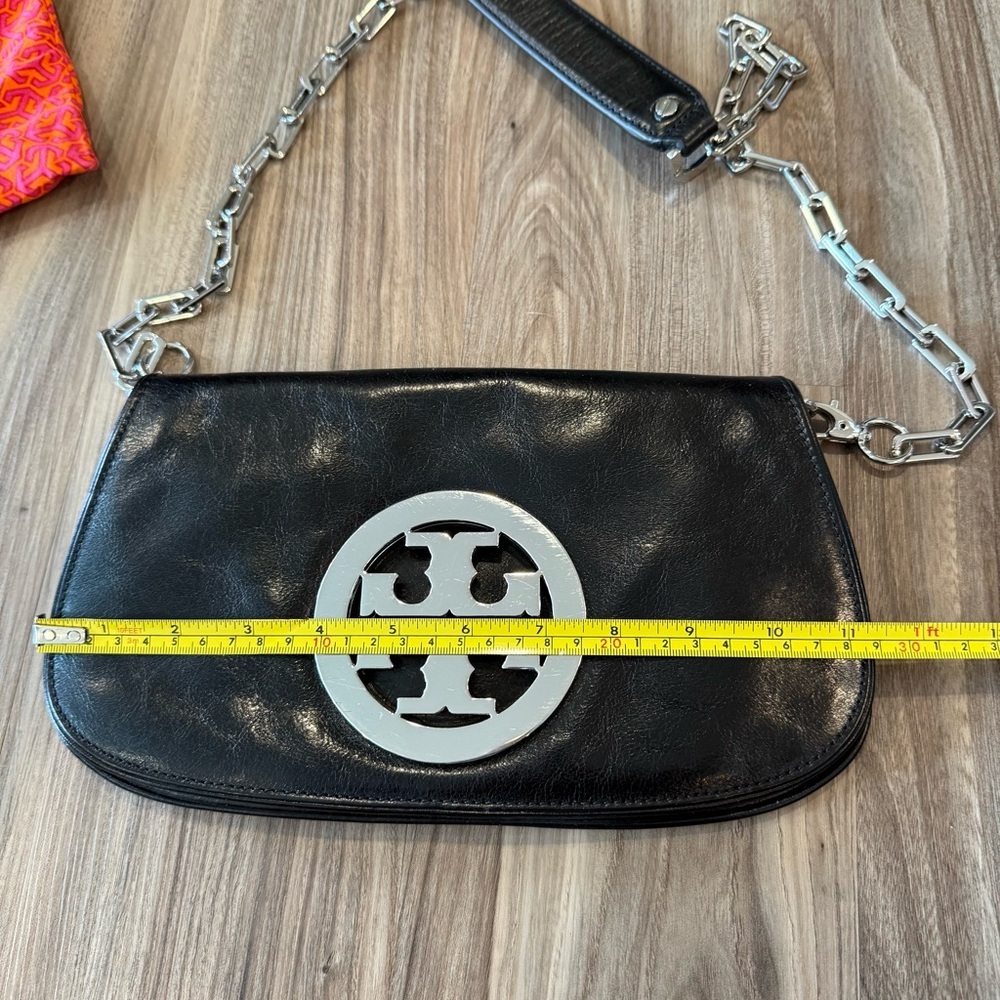 Tory Burch Black Leather Crossbody with Silver Logo and Chain - Picture 11 of 13